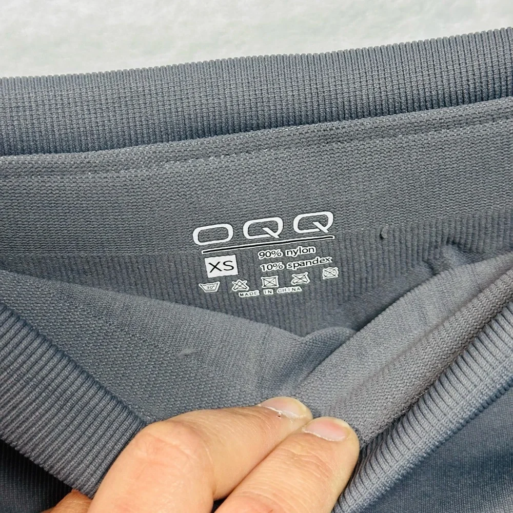 Elegant Gray Women's Leggings - Picture 6 of 6